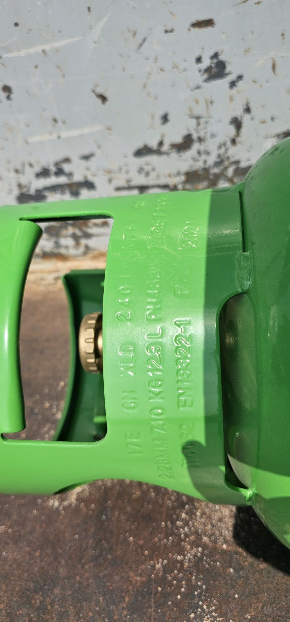 ЗА ФРЕОН R 134 A 12 КГ