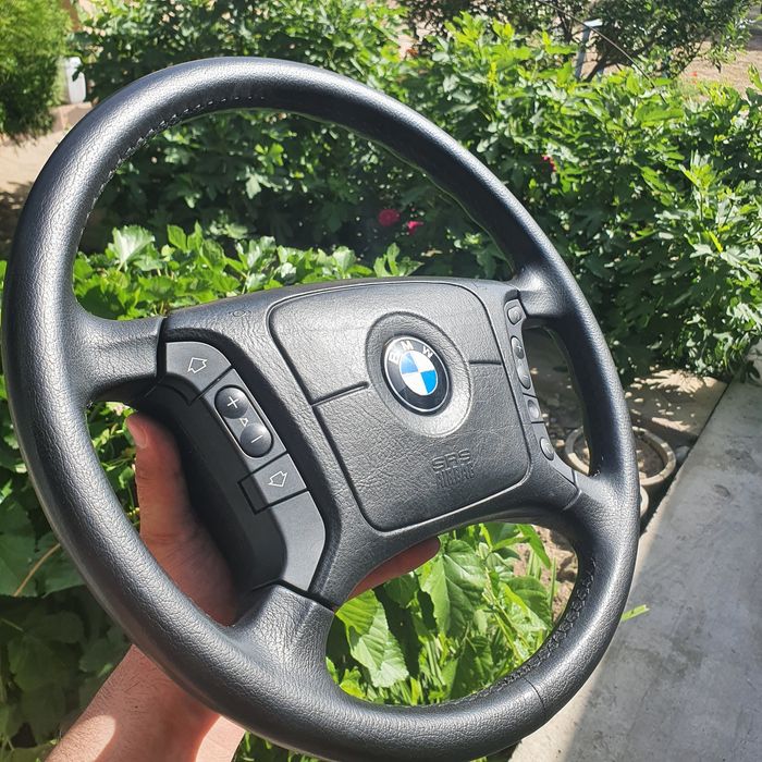 Рулевое колесо BMW e38