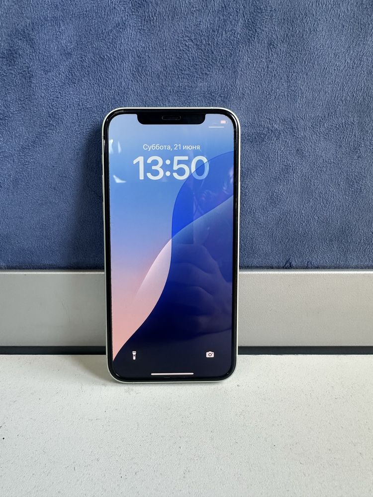 Iphone 12 в иделае на 89акб