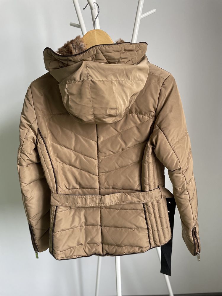 Дамско яке Zara