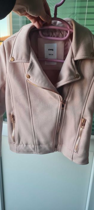 Дрехи за момиче ПЕРФЕКТНО състояние