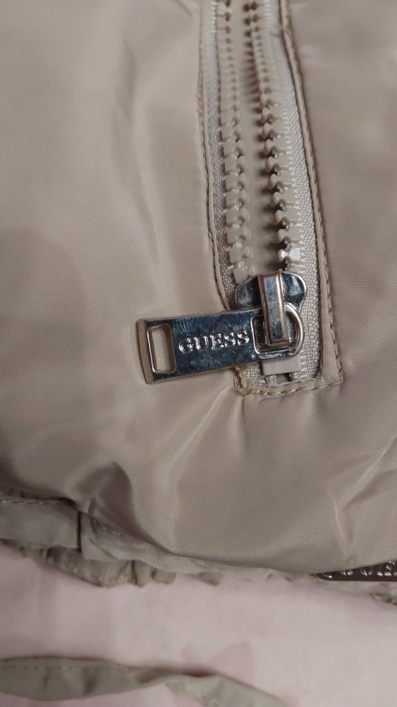 GUESS - дамско дебело зимни яке