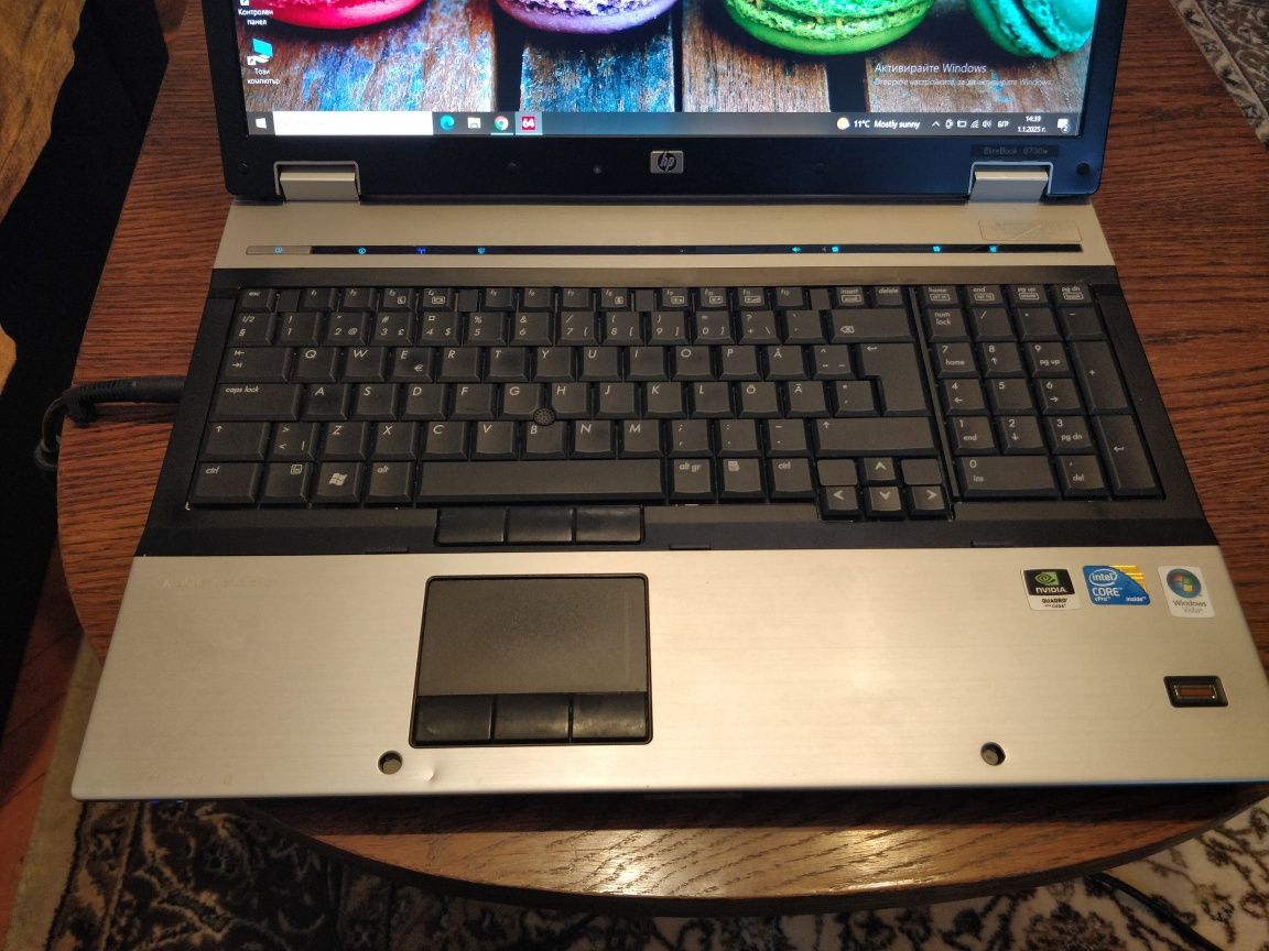 Работна станция HP 8730w