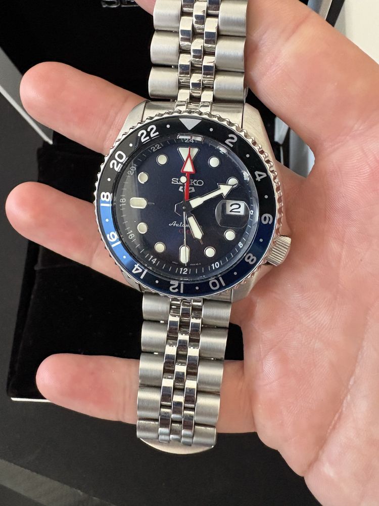 Ceas barbatesc Seiko 5 diver GMT