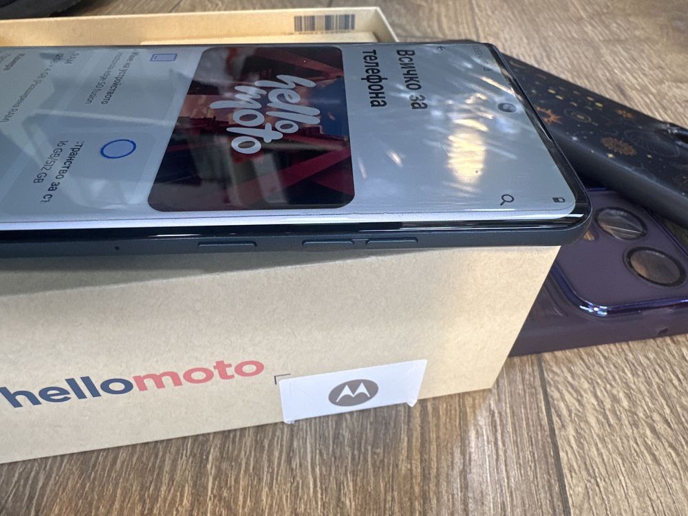 Motorola edge 50 fusion 12/512gb forest blue Перфектен!