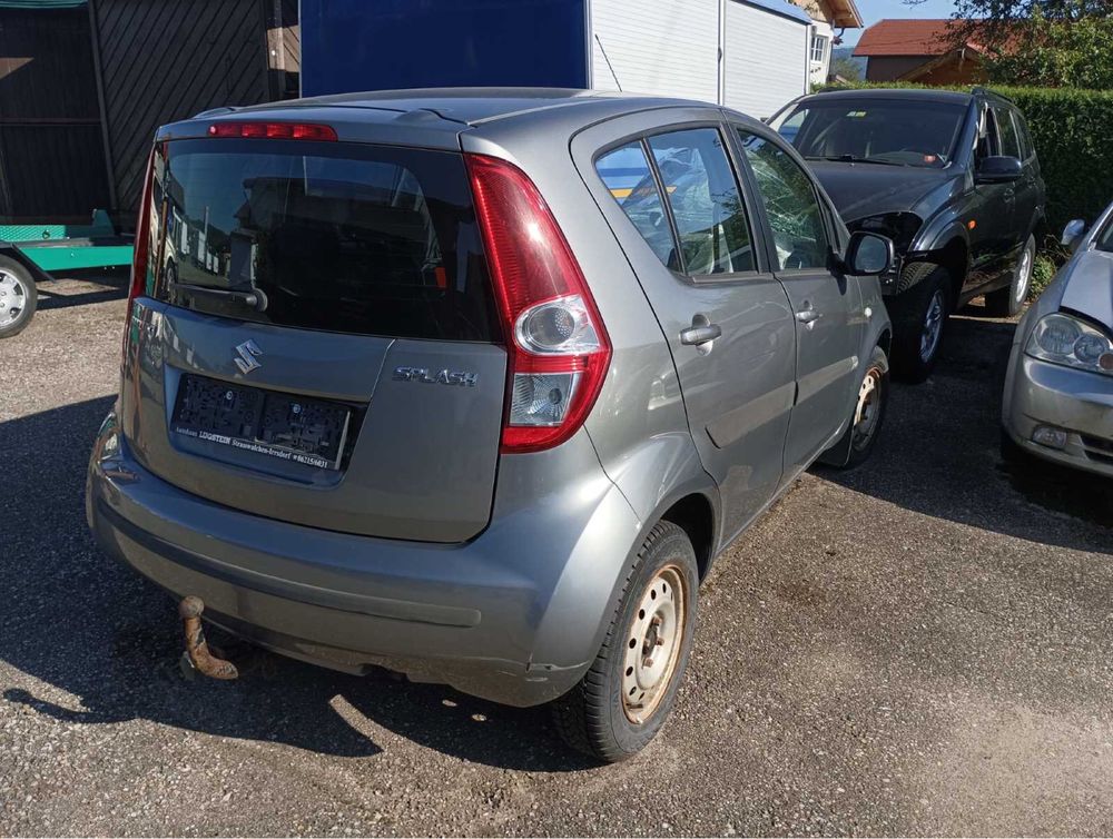 Suzuki Splash 1.0i 65 к.с. На части