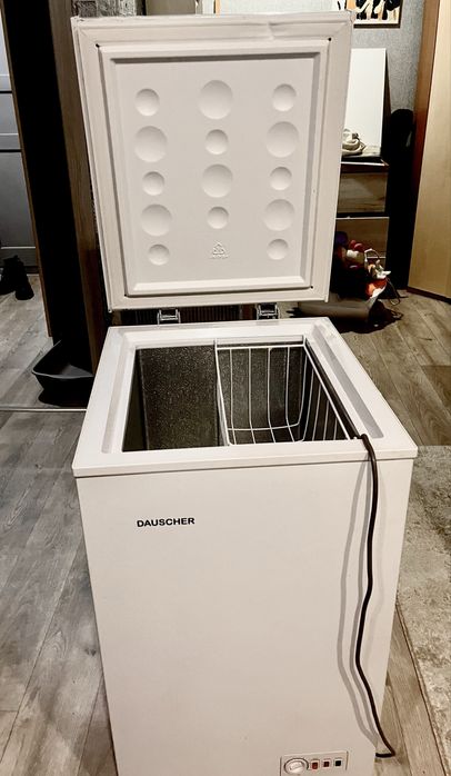 Продам морозильную ларь