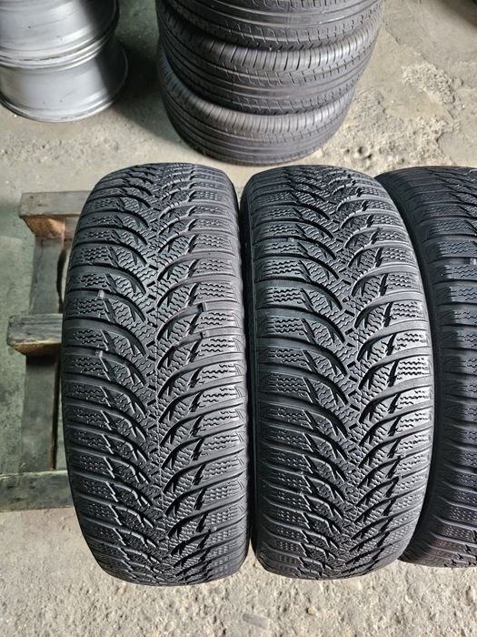 4 anvelope iarna 205 60 16 Kumho