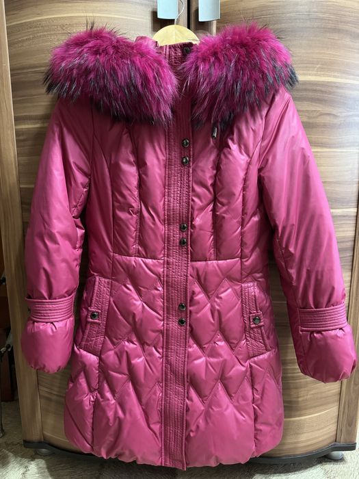 Зимняя куртка пуховик с натуральным мехом, возможен обмен