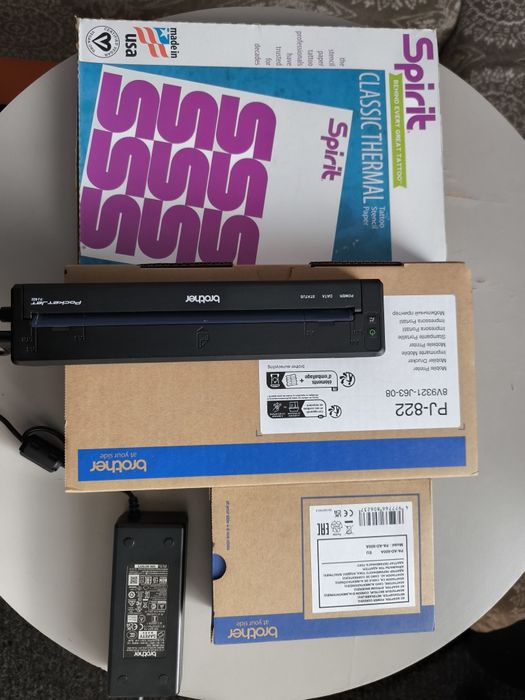 Vând imprimanta termica Brother PJ-822 cu adaptor brother original