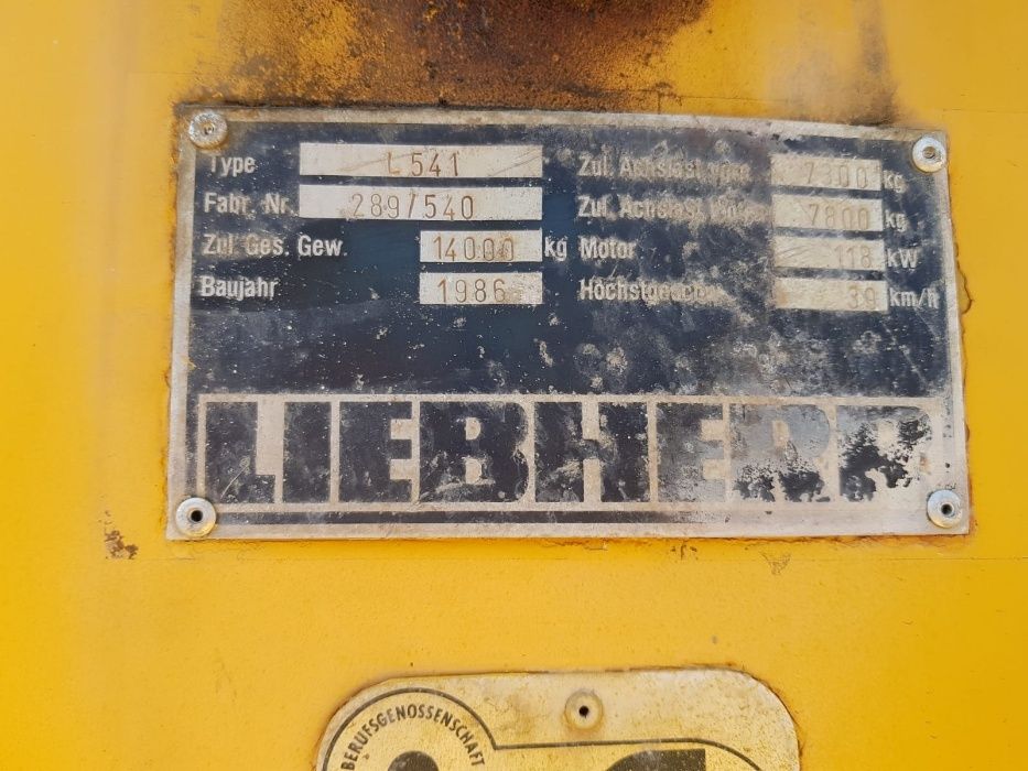 Dezmembrez incarcator frontal Liebherr 541