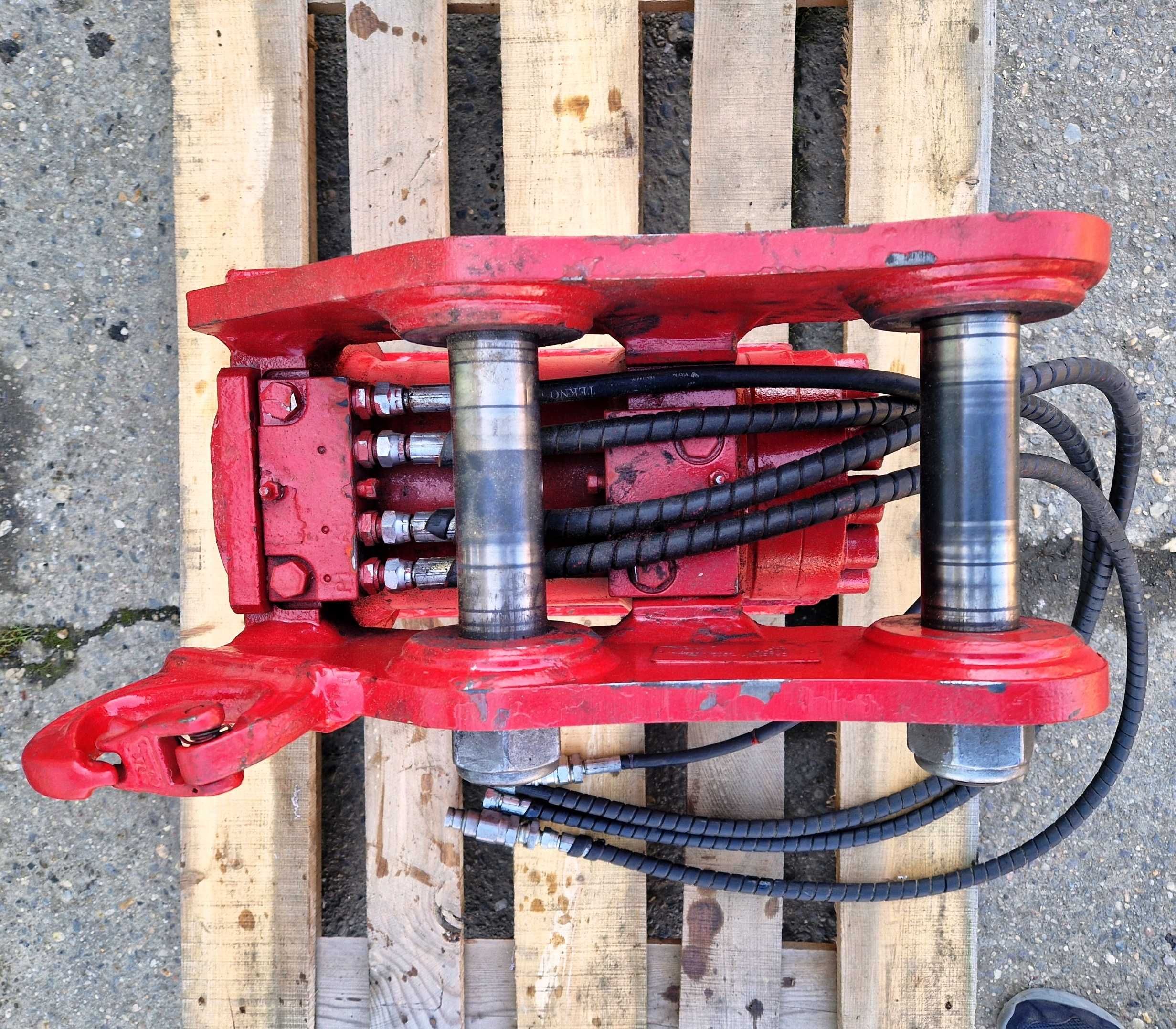 powertilt Martin PTS070 pt miniexcavatoare 4 - 6 tone