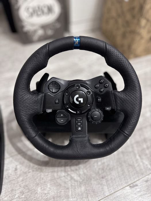 Volan logitech trueforce g923