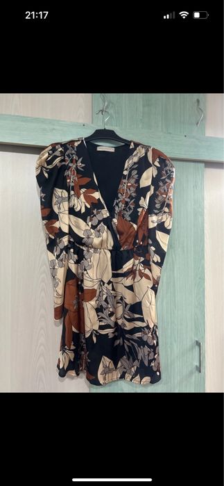 Rochie satin marimea xs