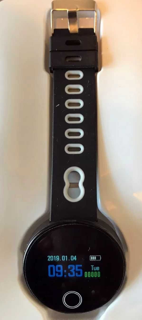 Продавам Смарт гривна (Smart Bracelet)