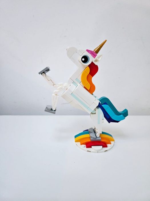 Lego Creator 31140 - Magical Unicorn (2023)