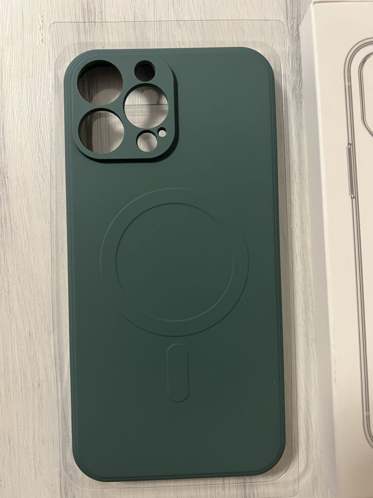 Силиконов кейс за iPhone 13 Pro Max Army Green