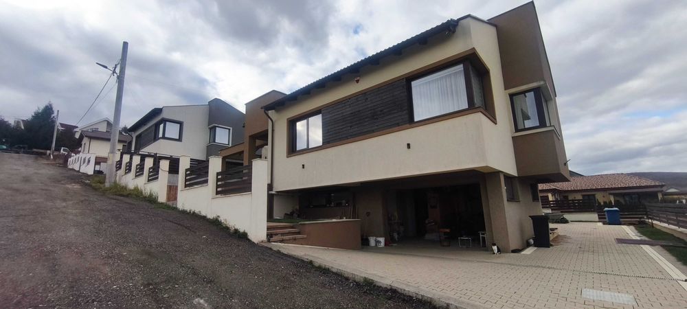 Vând casă în Sâncraiu de Mureș, cartierul Răsăritului