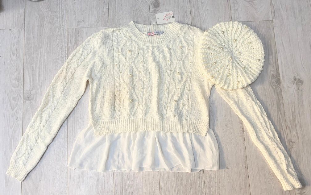 SET Pulover si bereta cu perle aplicate, model deosebit