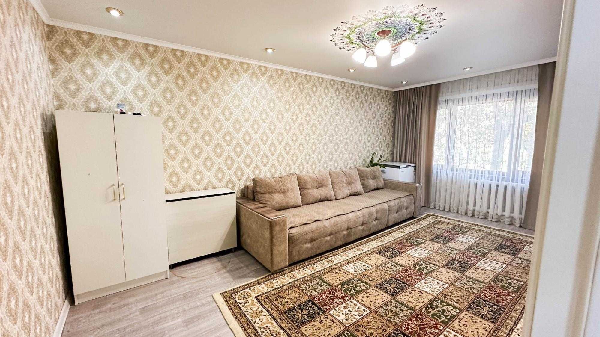 Продам 3 комнатную квартиру в мкр Центр Айман ИмпериЯ