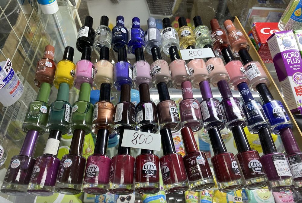 Распродажа!в связи с закрытием лаки для ногтей