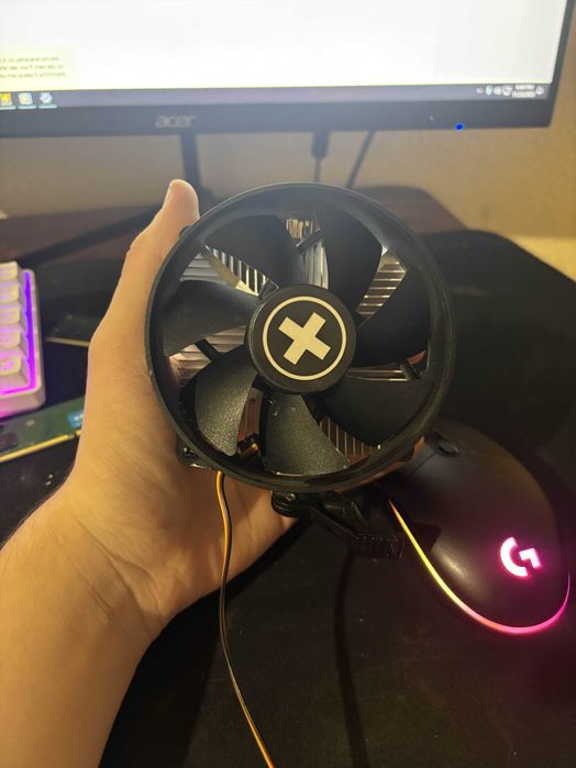 AMD Ryzen 3 3200g, cu cooler separat (negociabil)