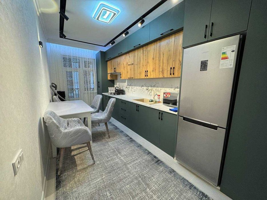 Сдается 2 х комнатная квартира на 5 этаже крытый рынок