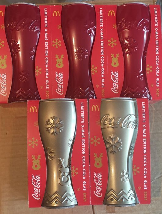 КОЛЕДНИ чаши Coca-Cola* Комплект чаши Кока-кола*