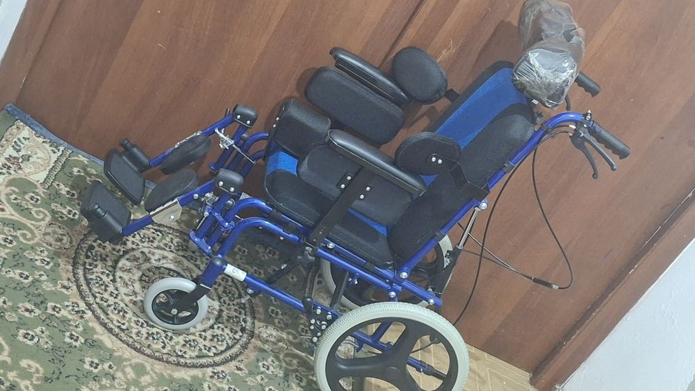 Инвалидная коляска