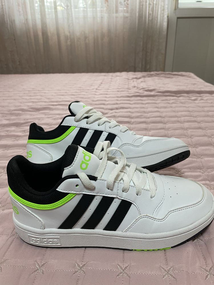 Adidas кецове номер 40