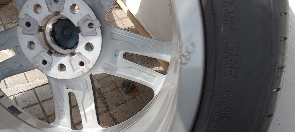 BMW 1 Series F40 2 Series F44 M550 225/45/17