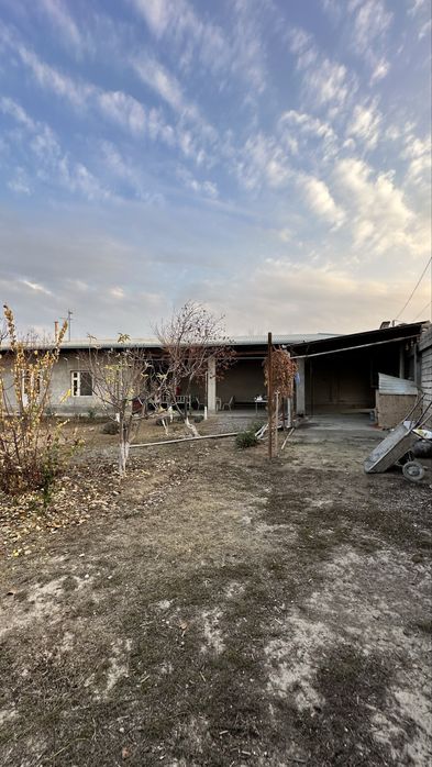 Yangiyol Xalqobod hovli sotiladi suv yonida ges kocha