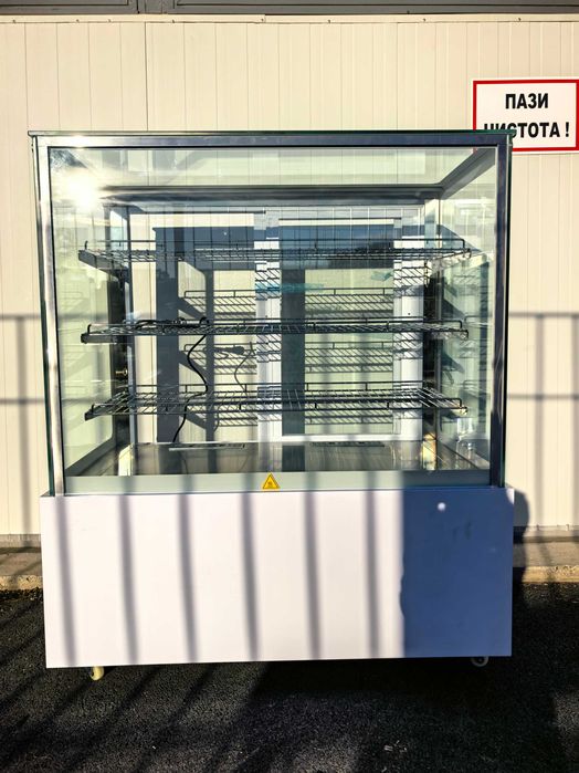 Топла витрина 480литра