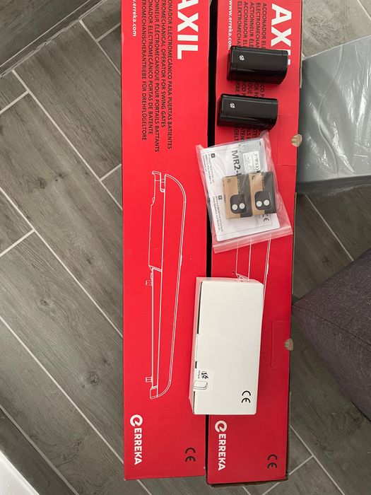 Închidere porți duble electrica