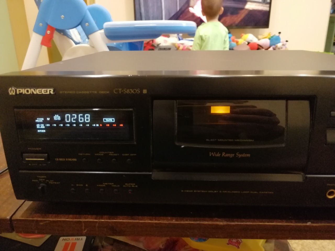 Касетъчен дек pioneer ct-s830s