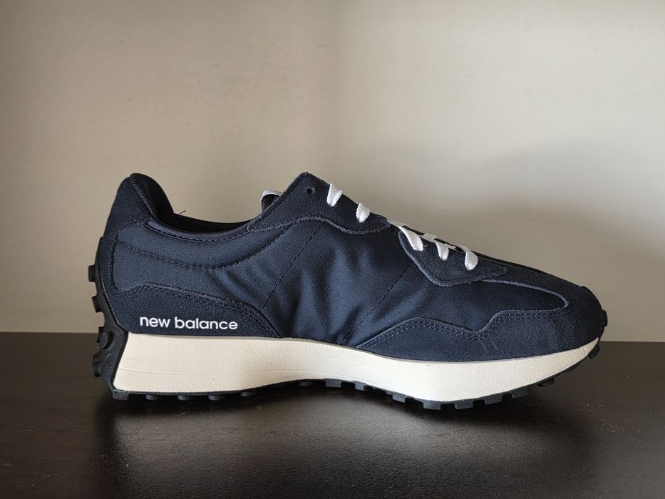 New Balance 327/ 46.5номер 30см Стелка Нови с Кутия