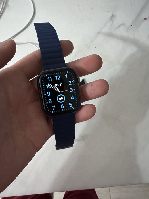 Эпл вотч 5 44 мм / Apple watch 5