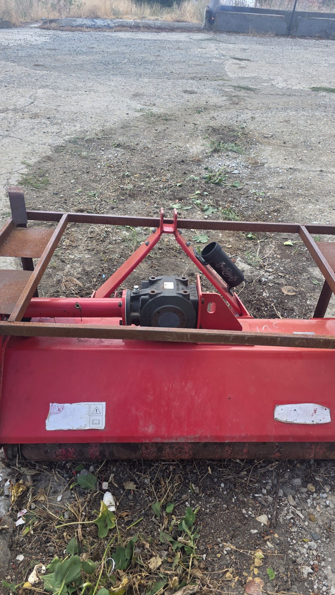 Продавам Мулчер 135см.