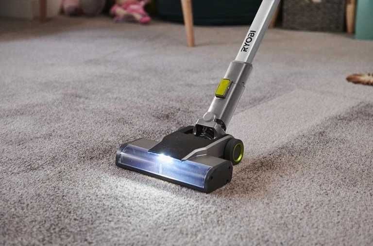 Ryobi-Aspirator vertical 3 in 1 pe acumulator 18V RYOBI ONE