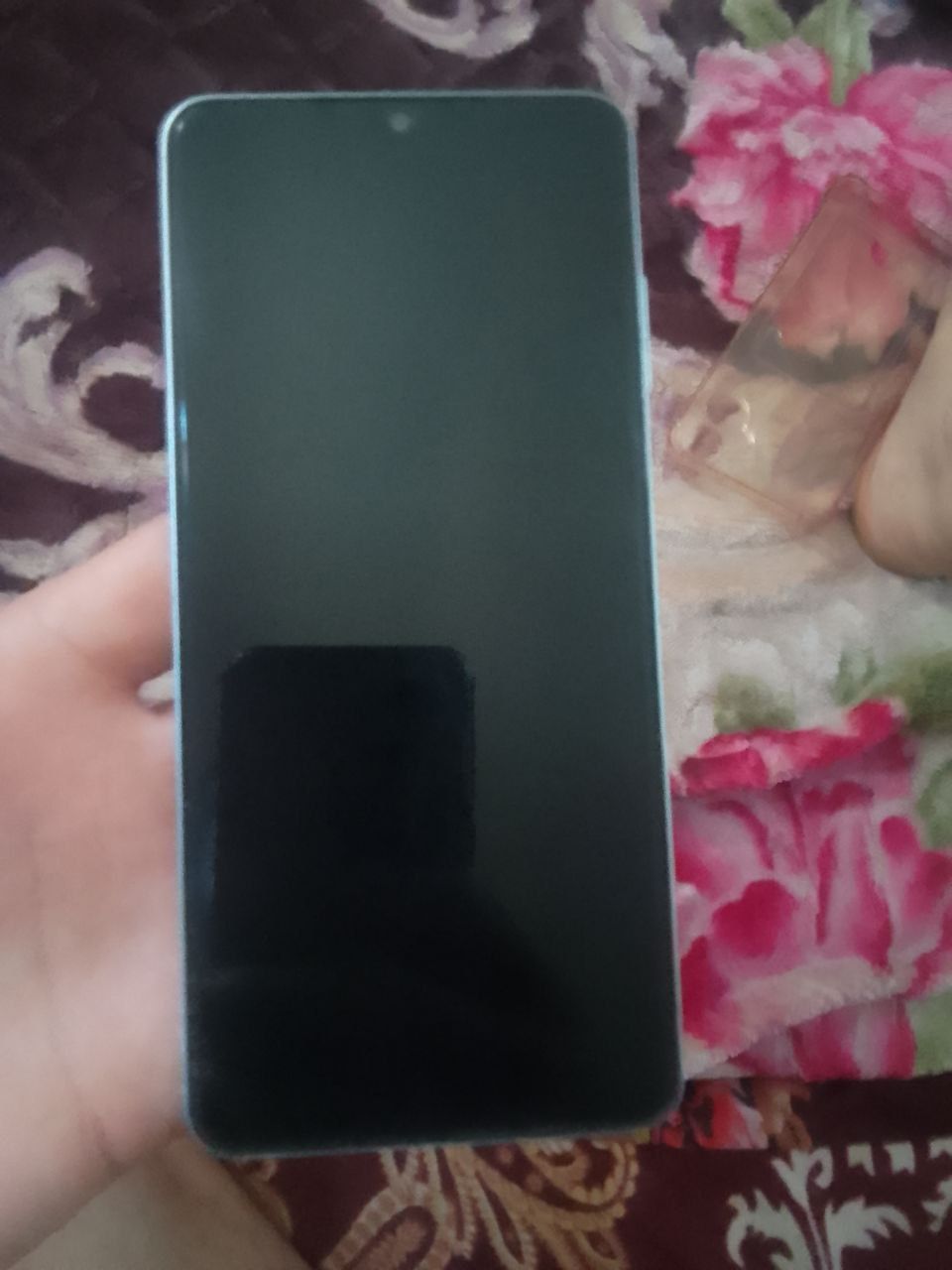 Samsung galaxy a06 yangi telfon