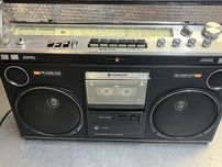 Ресиокасетофон Хитачи Trk 8080