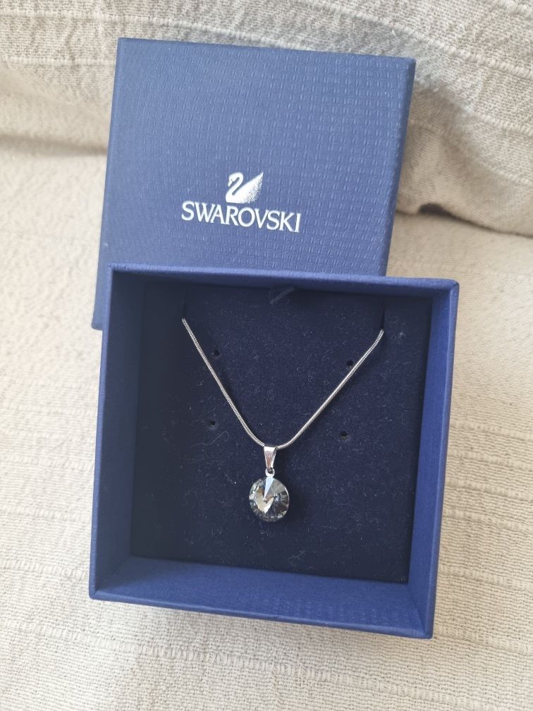 Колие Swarovski сертификат