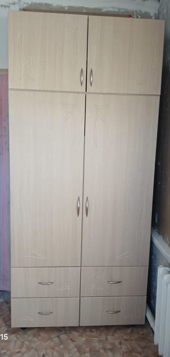 Продам два шифонера