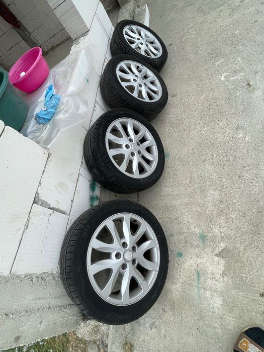 Vând jante aliaj 225 50 R17 se nimerește pe Mercedes și pe Audi