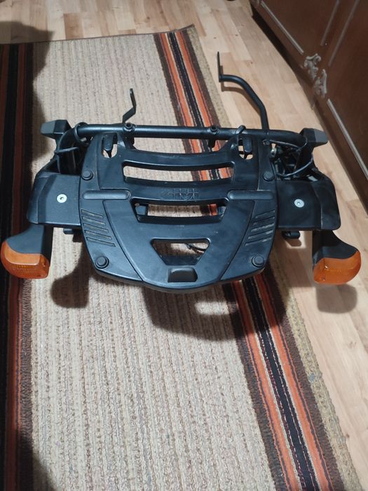 Givi Wing Rack,стойка за куфари за Honda Xrv 750
