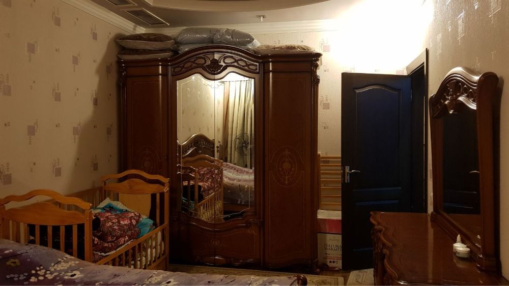Продается квартира 4 комнатная
