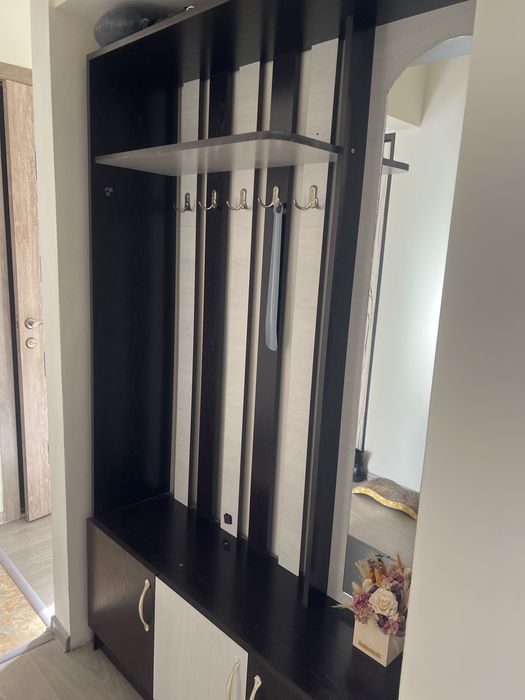 Прихожую продам б/у в хорошем состоянии