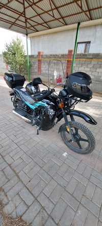 Мотоцикл китайский 200 куб