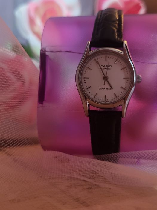 Ceas Casio quartz, pentru femei