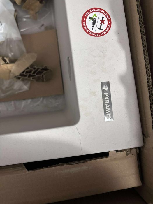 Chiuvetă Pyragranite